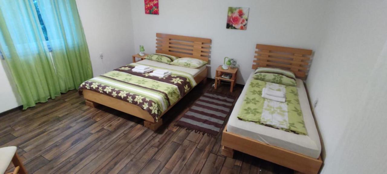 Apartment Gradina Кореница Екстер'єр фото